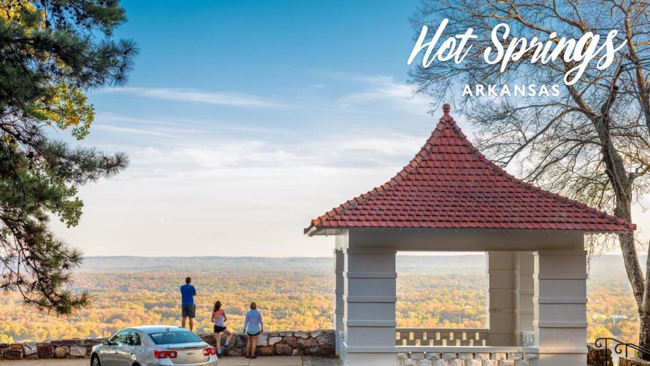 Boho Lakefront Condo With Stunning Views! Hawes Екстер'єр фото